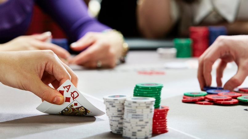Thuật ngữ trong Poker dùng để chỉ vị trí trong sòng bài